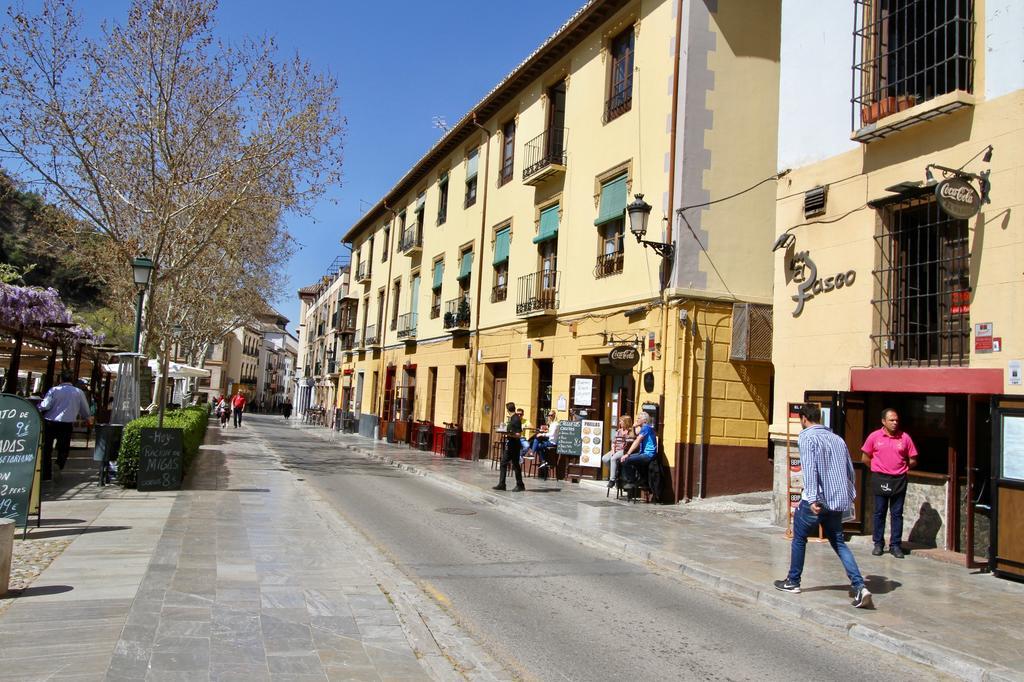 Apartamentos Inside Paseo De Los Tristes Granada Ngoại thất bức ảnh